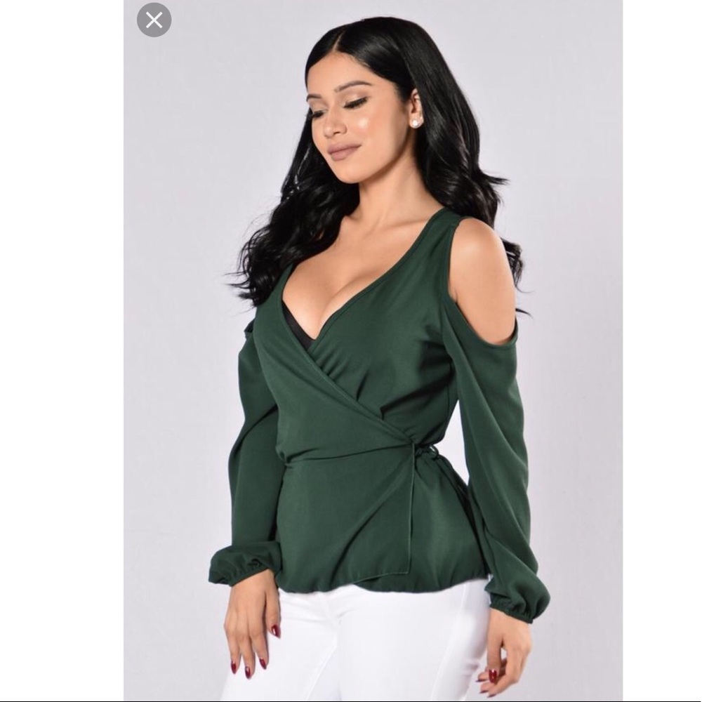 FASHION NOVA TOP